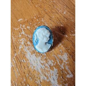 Vintage Carved Resin Blue Cameo Woman's Face Gold Tone Backing Brooch Pin 1 Inch
